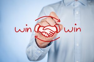 The importance of strategic partnerships in supply chain management, focusing on collaboration for mutual benefits and enhanced performance