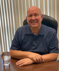 Steve Erickson receiving the LMA Futurist Award for excellence and innovation at Corona Clipper