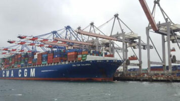 Port congestion causing supply chain disruptions - learn how to adapt and thrive in this challenging business environment