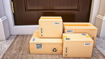 Supply Chain Bottlenecks and Transportation Impacts during E-commerce and Peak Season